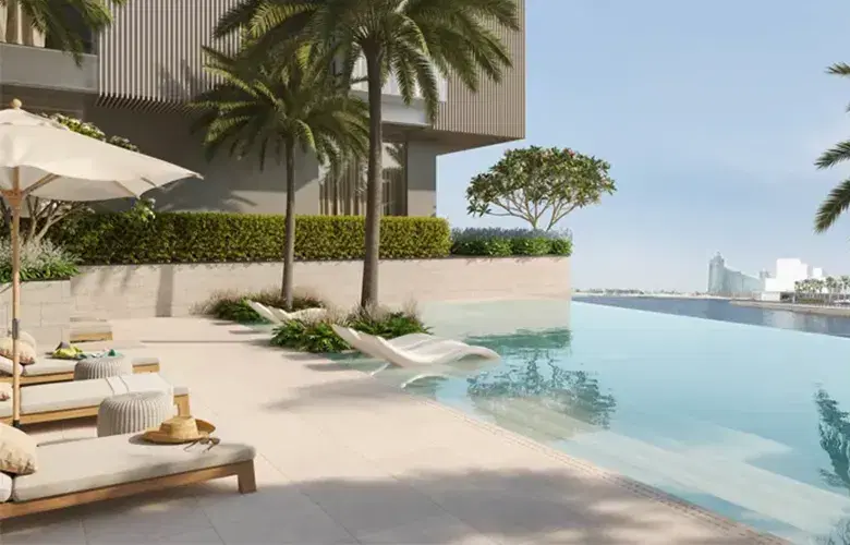 Ellington Art Bay Pool