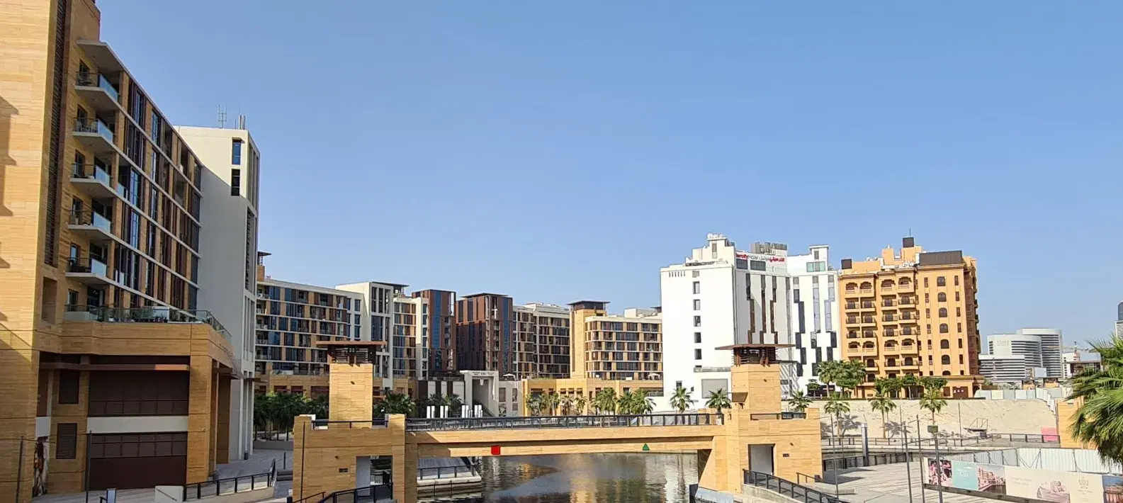 Ellington Art Bay West Dubai Main Banner