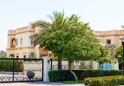 Pros & Cons Of Living In Emirates Living Community